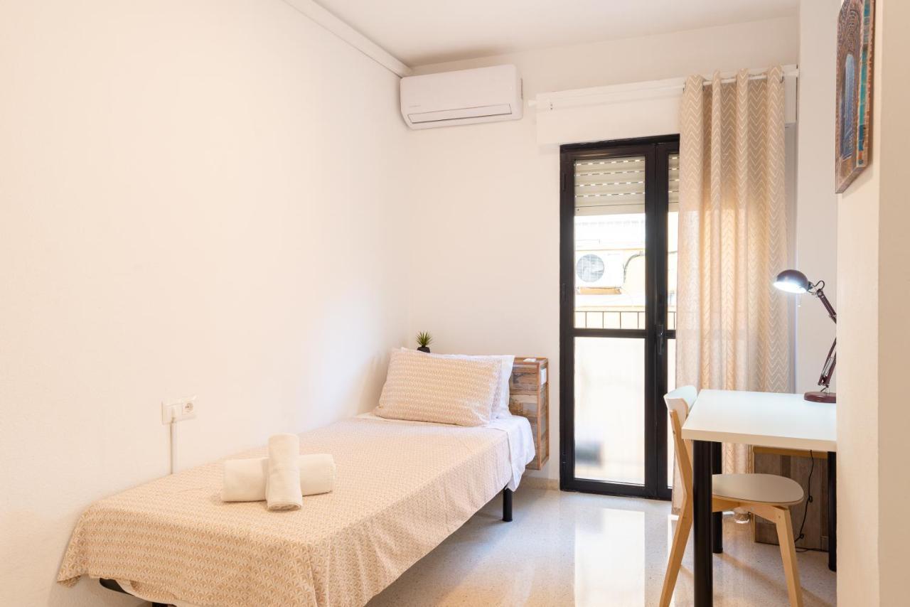 Mariscal & Old Town By Ele Apartments Malaga Bagian luar foto